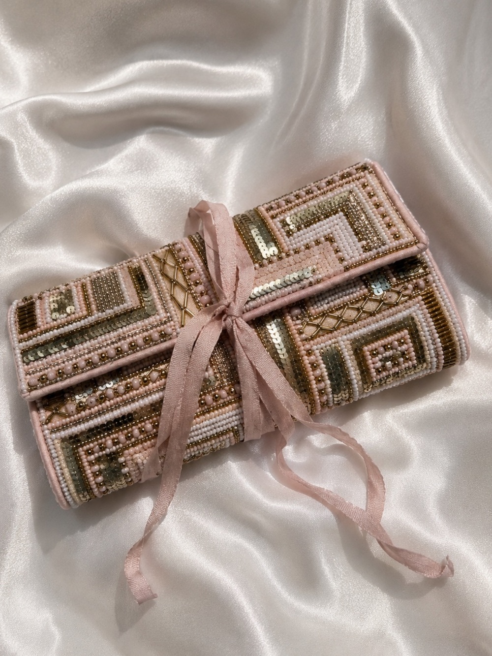 NWT Francesca’s Blush Pink Beaded Jewelry Roll Travel Organizer Sequin Cosmetics